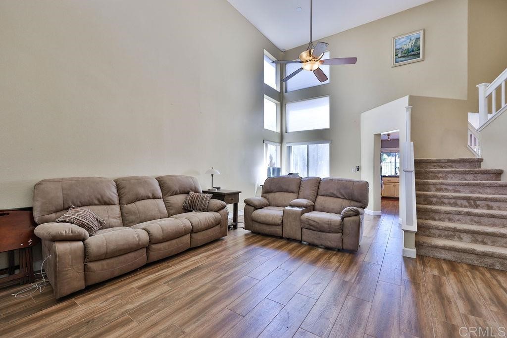 2405 Eastridge Loop Chula Vista, CA 91915 - Photo 3 of 59