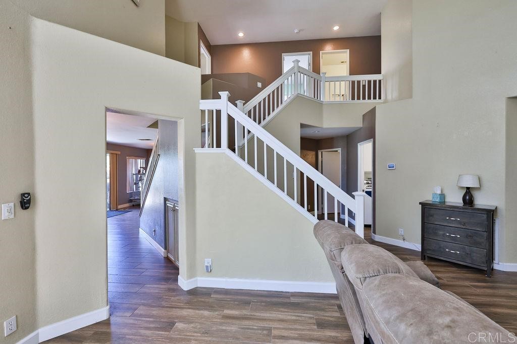 2405 Eastridge Loop Chula Vista, CA 91915 - Photo 7 of 59