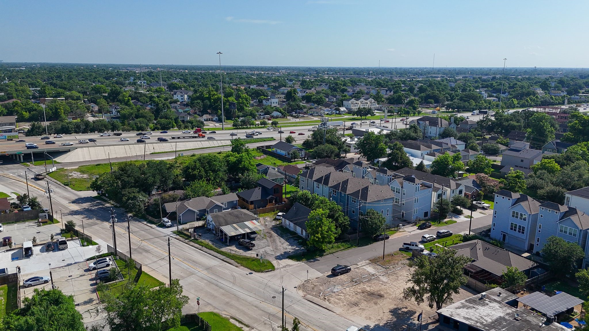 707 East 28th Street Houston, TX 77009 - Photo 17 of 28