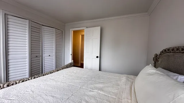 $2,400 | 100 East Walton Street, Unit 27B, Chicago, IL 60611