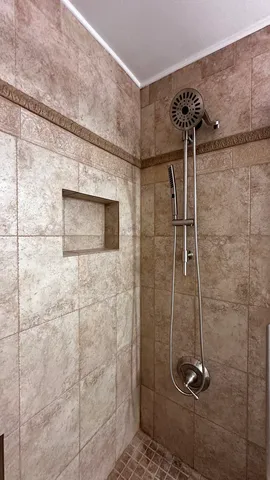 $2,400 | 100 East Walton Street, Unit 27B, Chicago, IL 60611