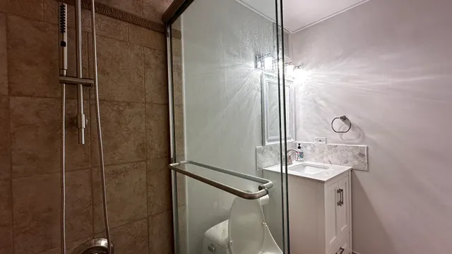 $2,400 | 100 East Walton Street, Unit 27B, Chicago, IL 60611