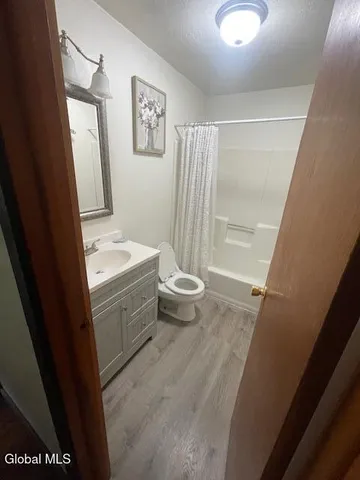 $299,500 | 4 Mill Street, Lake Luzerne, NY 12846