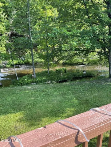 $299,500 | 4 Mill Street, Lake Luzerne, NY 12846