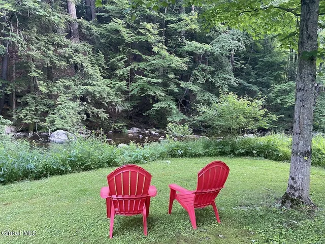 $299,500 | 4 Mill Street, Lake Luzerne, NY 12846