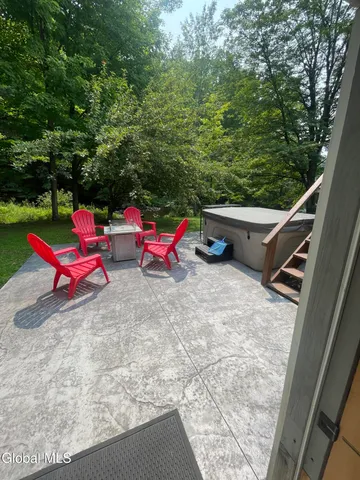 $299,500 | 4 Mill Street, Lake Luzerne, NY 12846