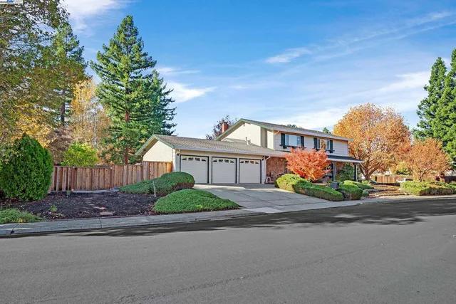 $1,555,000 | 359 Cardona Circle, San Ramon, CA 94583