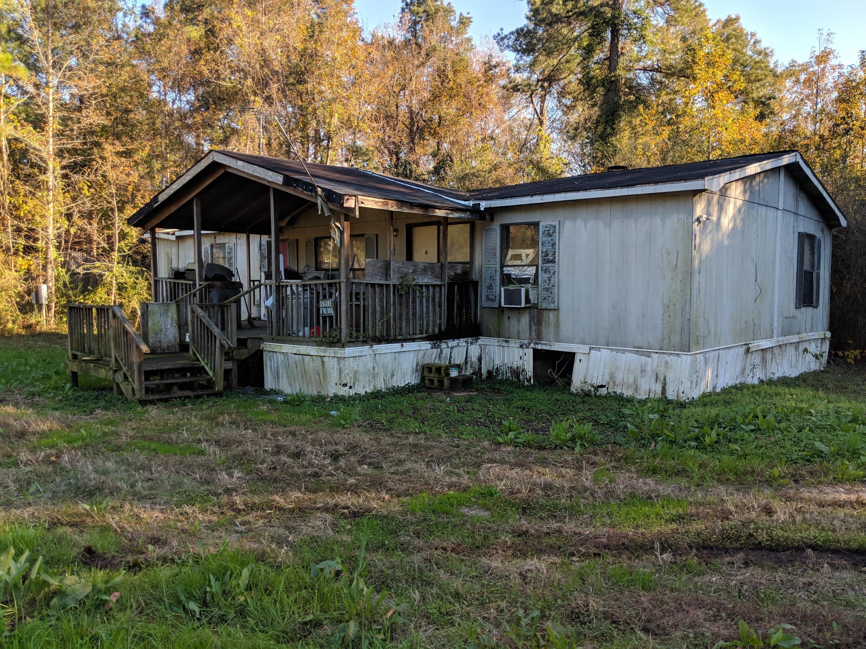 165 Roberts Road Summerville, SC 29483 - Photo 1 of 7 IMG_20181204_150129
