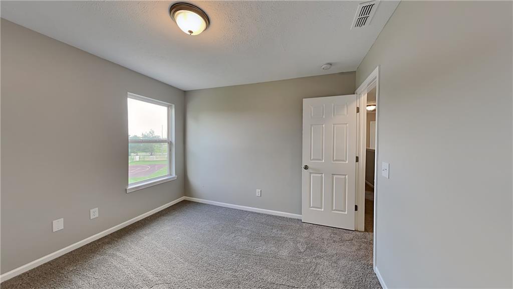 6967 Rutherford Drive Indianapolis, IN 46237 - Photo 6 of 13 Gallery Image 6