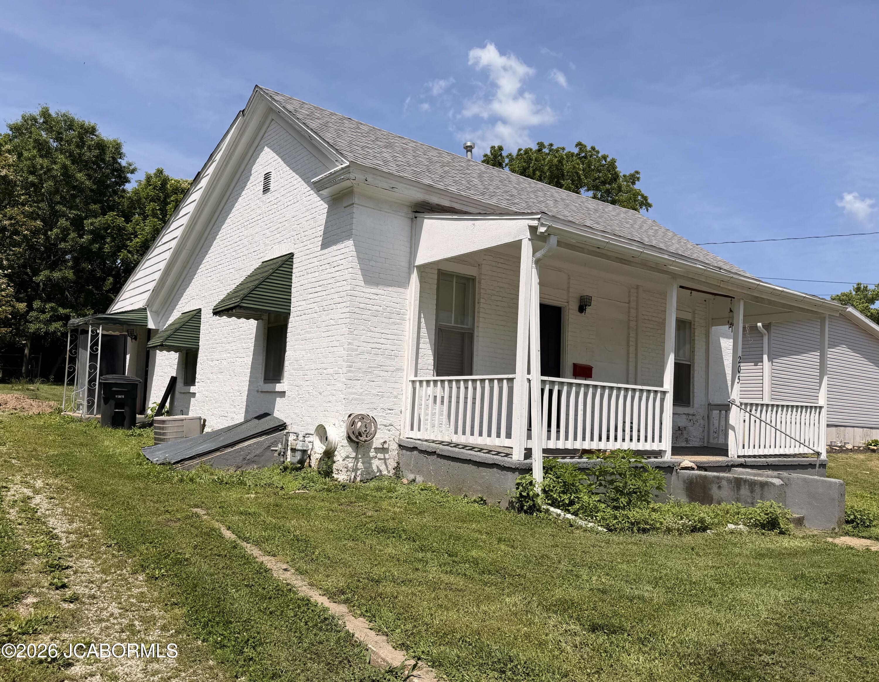 205 West 2nd Street Fulton, MO 65251 - Photo 2 of 31 3