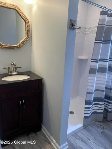 $1,900 | 718 Western Avenue, Unit A, Albany, NY 12203