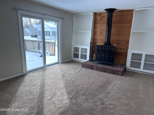 $1,900 | 718 Western Avenue, Unit A, Albany, NY 12203