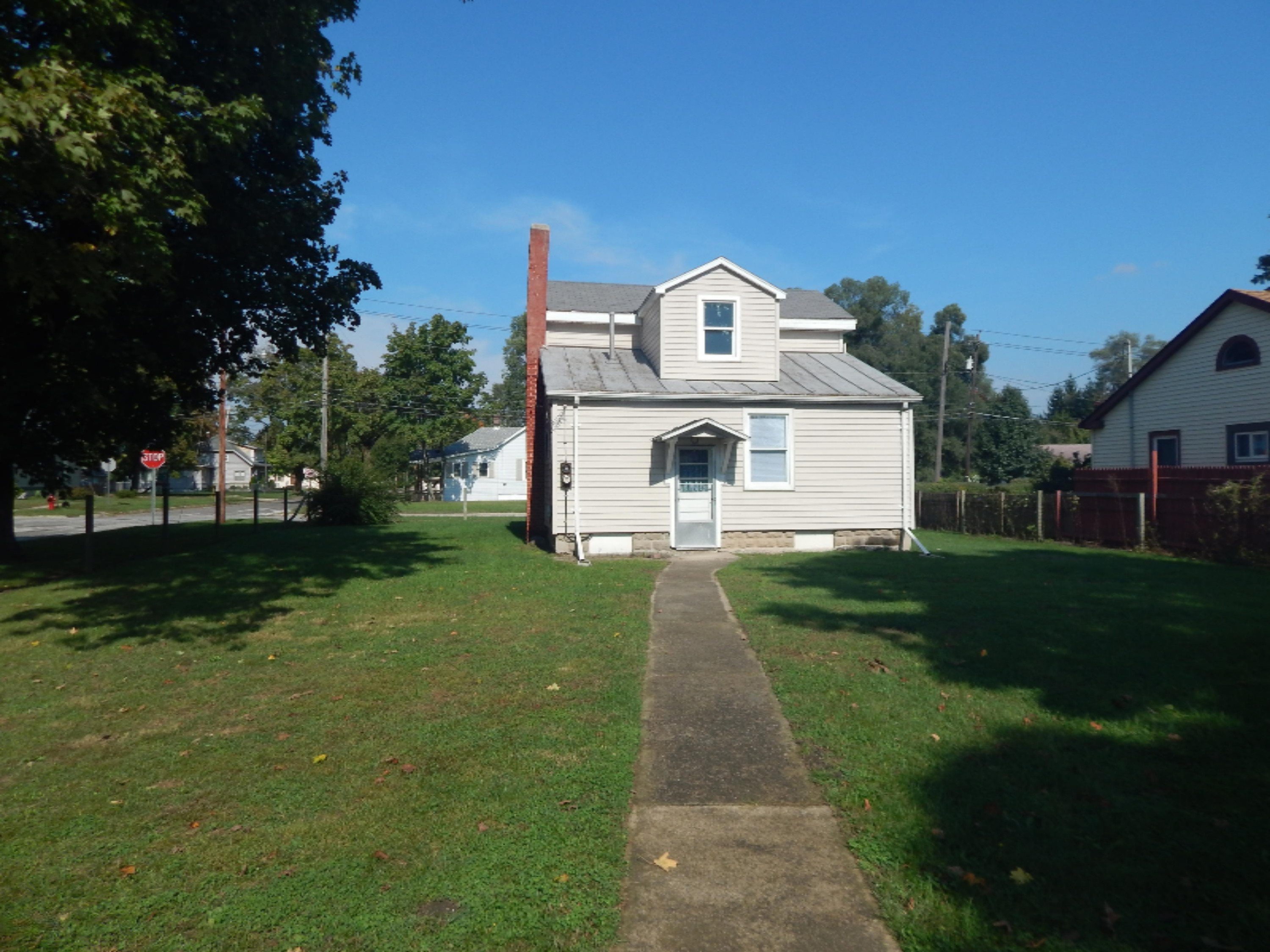 403 6th Avenue Three Rivers, MI 49093 - Photo 5 of 27 DSCN3892
