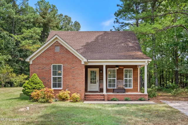 $799,000 | 1381 South Old Highway, Holly Springs, MS 38635