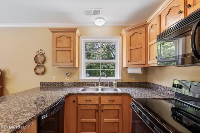 $799,000 | 1381 South Old Highway, Holly Springs, MS 38635