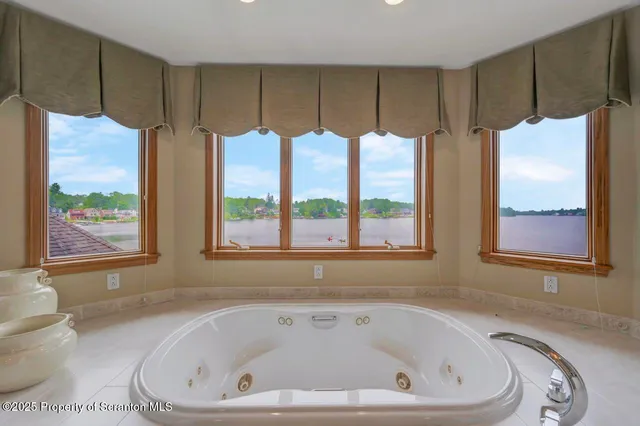 $1,850,000 | 169 Wagner Boulevard, Carbondale, PA 18407