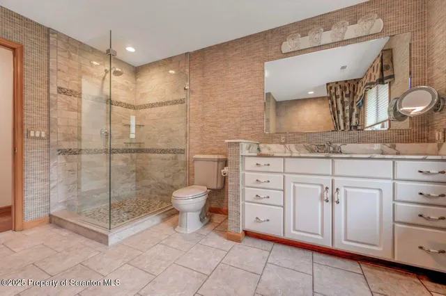 $1,850,000 | 169 Wagner Boulevard, Carbondale, PA 18407