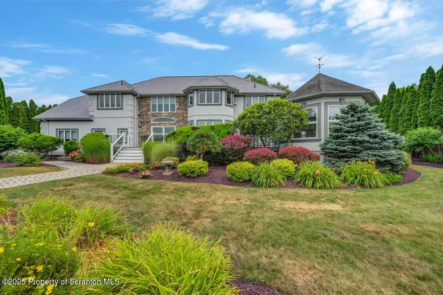 $1,850,000 | 169 Wagner Boulevard, Carbondale, PA 18407