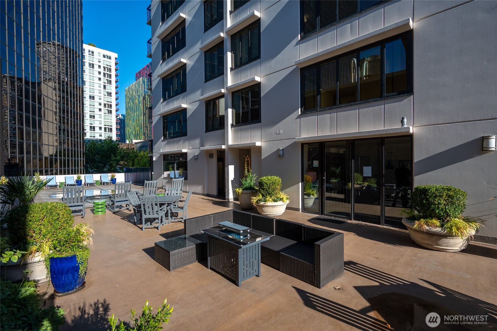 2100 3rd Avenue, Unit 1503 Seattle, WA 98121 - Photo 24 of 38