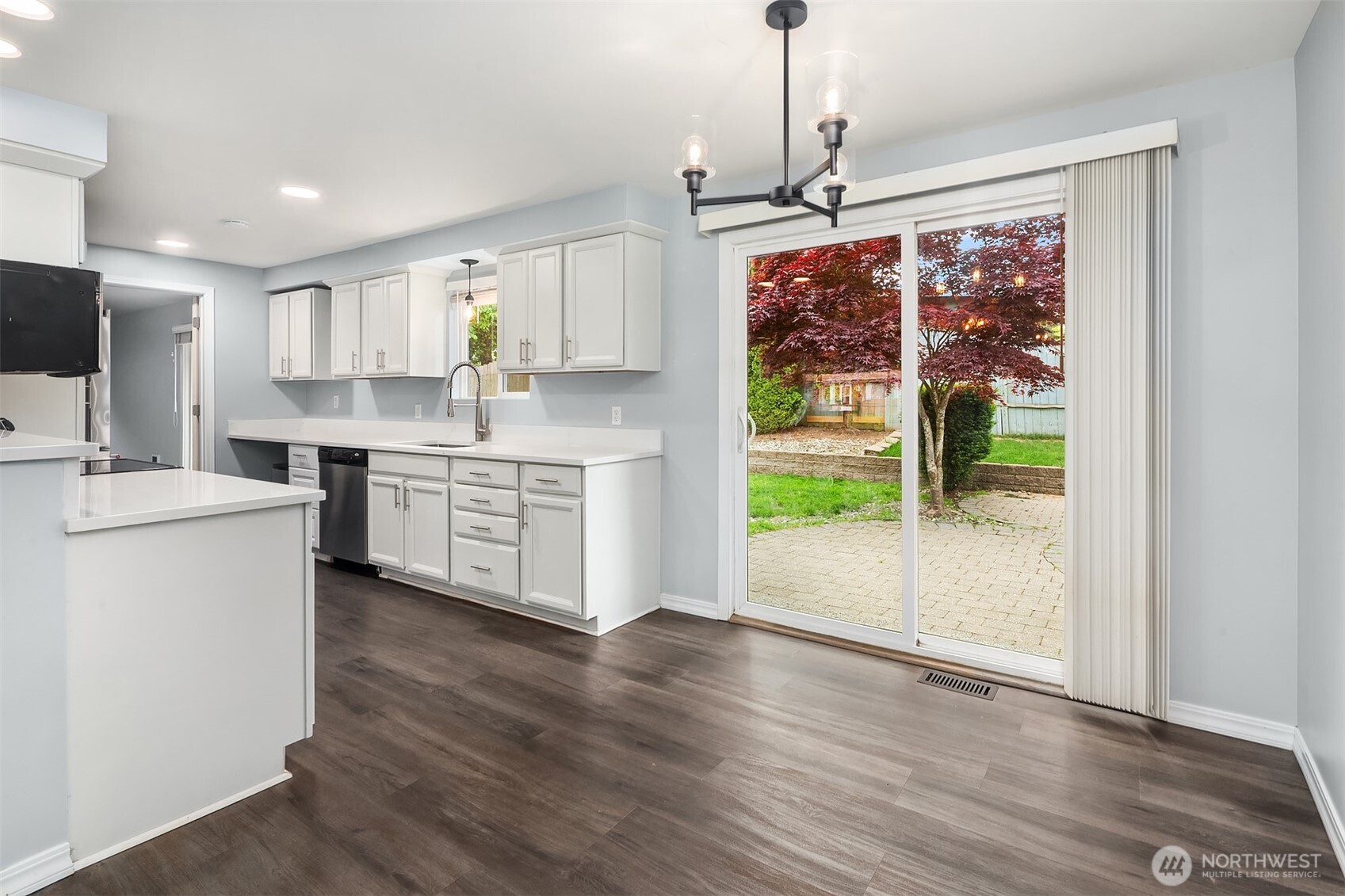 6208 Sycamore Place Everett, WA 98203 - Photo 14 of 30