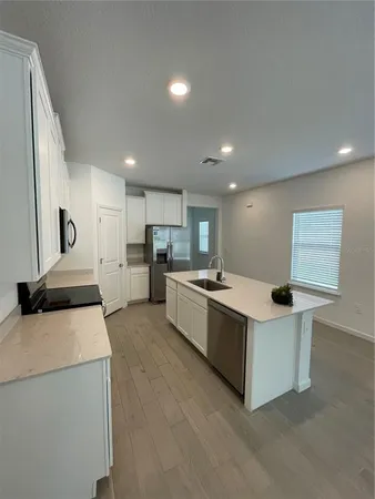 $2,100 | 1979 Northwest 44th Court Road, Ocala, FL 34482