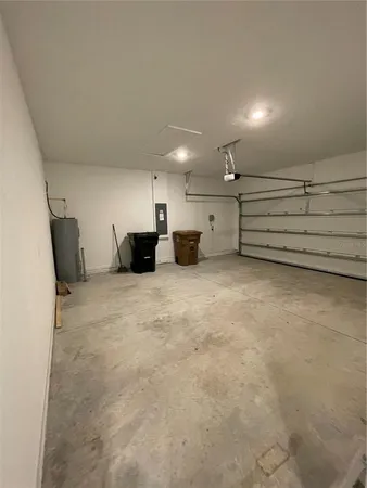 $2,100 | 1979 Northwest 44th Court Road, Ocala, FL 34482