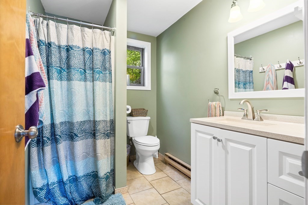 35 Pine Ridge Circle Sandown, NH 03873 - Photo 19 of 41 Gallery Image 19