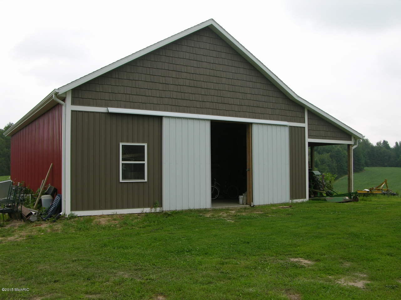 6382 Corrigan Road Belding, MI 48809 - Photo 7 of 29 Img002001
