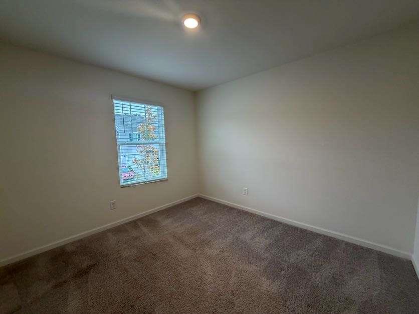 35300 Condor Court Atlanta, GA 30331 - Photo 20 of 31 an empty room with a window