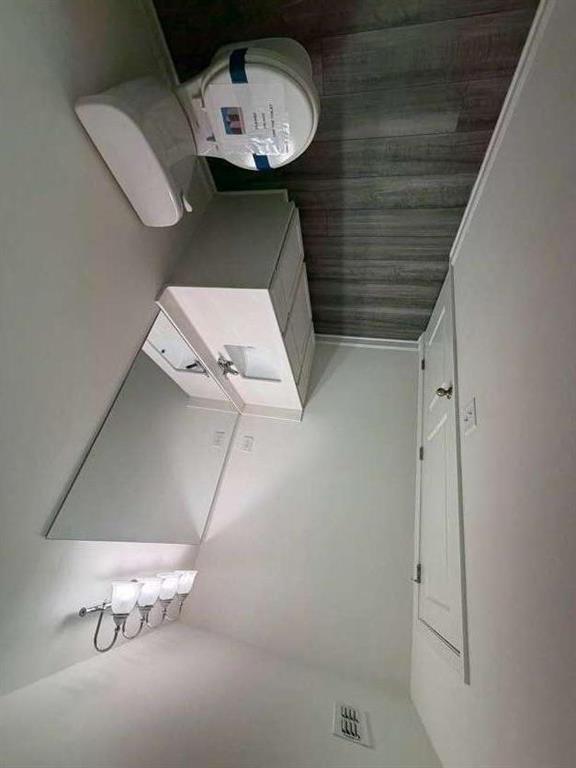 35300 Condor Court Atlanta, GA 30331 - Photo 24 of 31 a view of a hallway with elevator