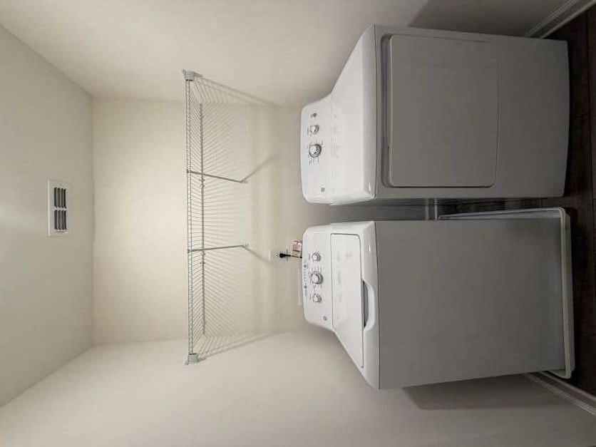 35300 Condor Court Atlanta, GA 30331 - Photo 26 of 31 a utility room with dryer and washer