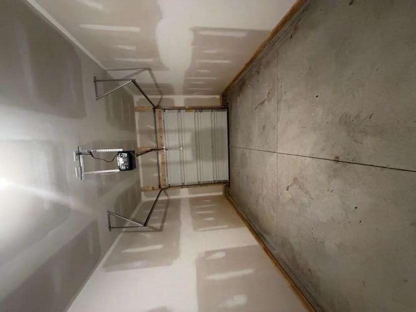 35300 Condor Court Atlanta, GA 30331 - Photo 28 of 31 a view of a garage