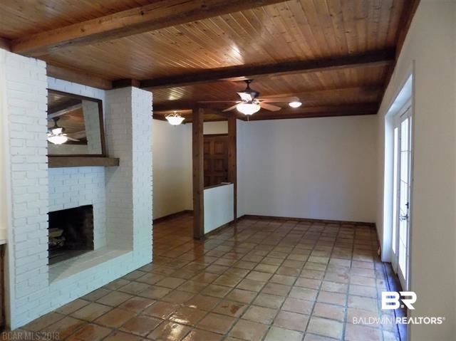152 Lakeview Loop Daphne, AL 36526 - Photo 12 of 17