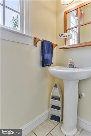 14102 Longnecker Road Reisterstown, MD 21136 - Photo 15 of 36 1/2 bath on main level