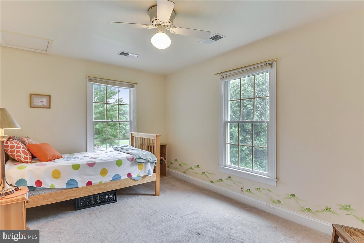 14102 Longnecker Road Reisterstown, MD 21136 - Photo 27 of 36 So many possibilities!