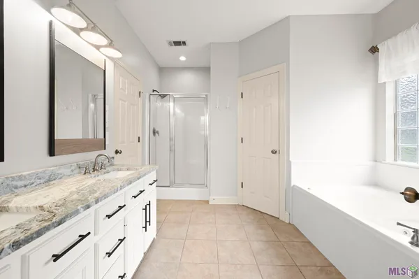 $250,000 | 34122 Spring Lake Drive, Walker, LA 70785