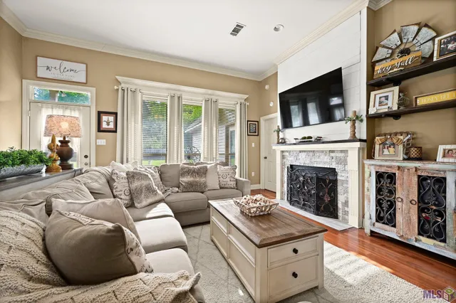 $265,000 | 34122 Spring Lake Drive, Walker, LA 70785