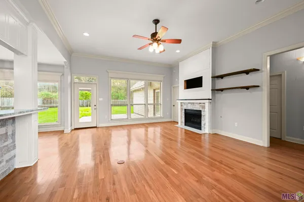 $250,000 | 34122 Spring Lake Drive, Walker, LA 70785