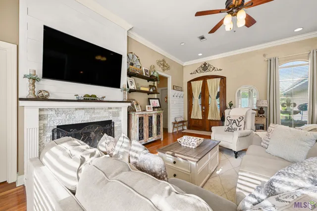 $265,000 | 34122 Spring Lake Drive, Walker, LA 70785