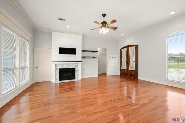 $250,000 | 34122 Spring Lake Drive, Walker, LA 70785