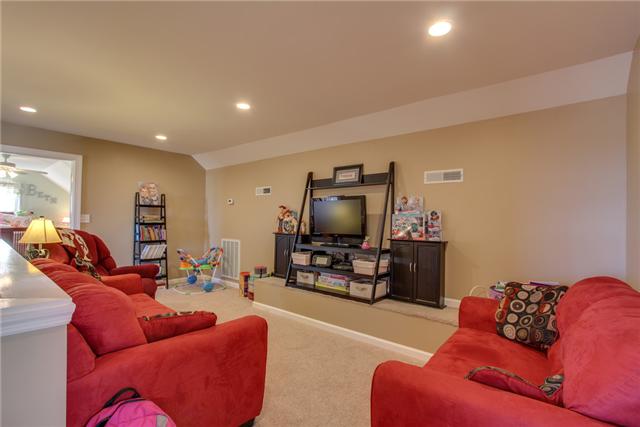 695 Crescent Road Murfreesboro, TN 37128 - Photo 12 of 20