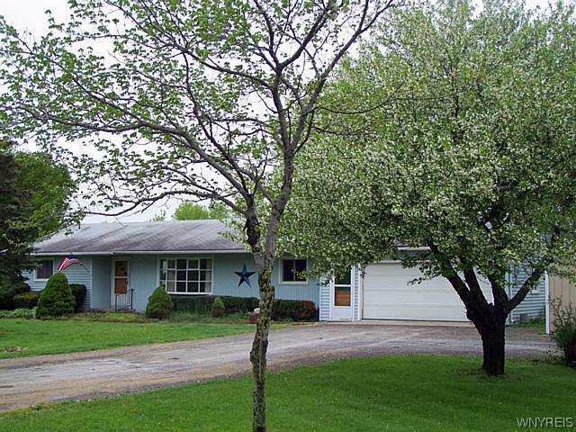 9752 Alexander Road Alexander, NY 14005 - Photo 1 of 1 Exterior Front