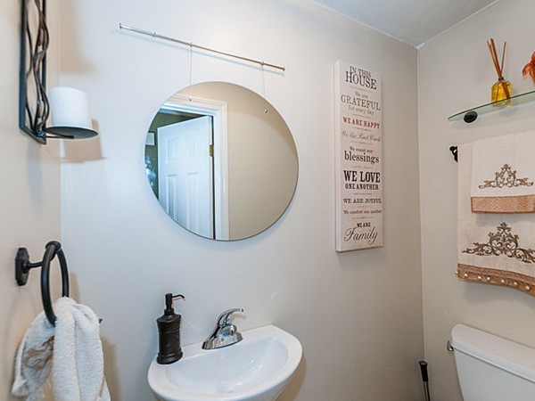 8 Grace Road Danvers, MA 01923 - Photo 12 of 30 Gallery Image 12