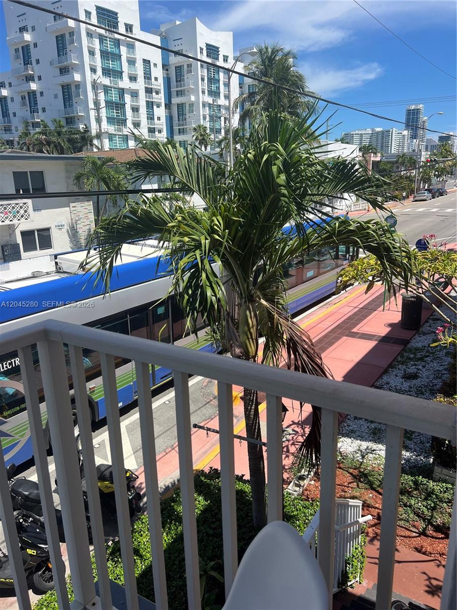 7720 Harding Avenue, Unit 8 Miami Beach, FL 33141 - Photo 11 of 33