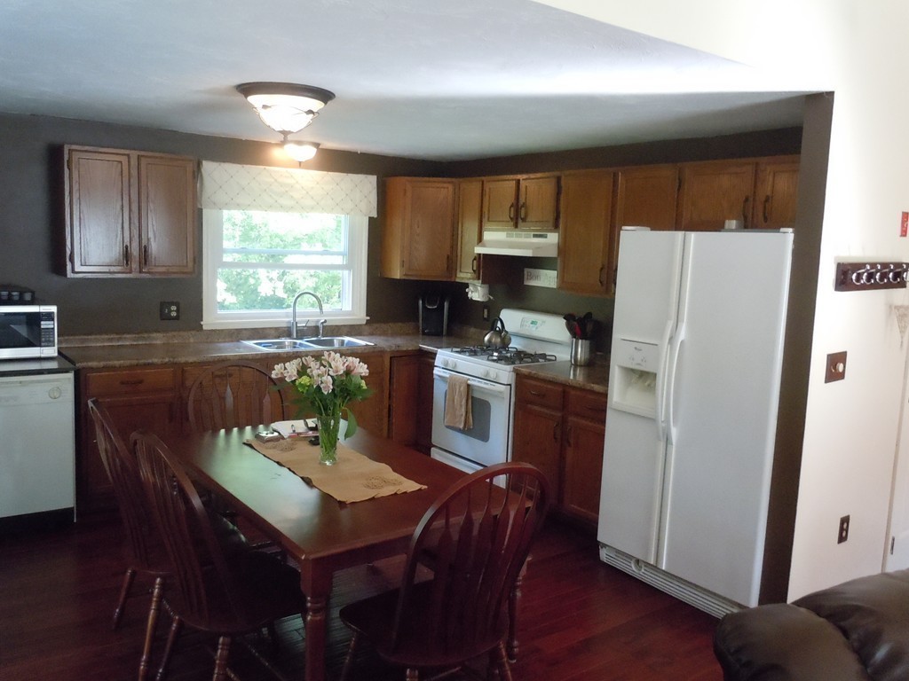 51 Alpine Run Road Kingston, MA 02364 - Photo 9 of 30 Gallery Image 9