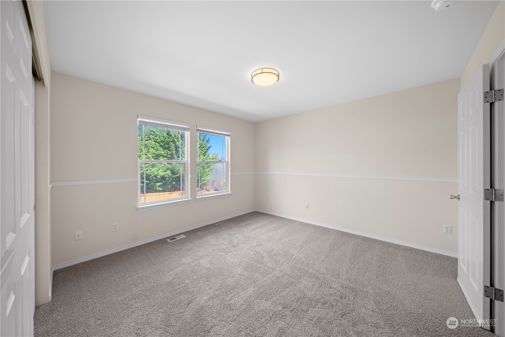 487 Hoquiam Place Northeast Renton, WA 98059 - Photo 17 of 30 Gallery Image 17