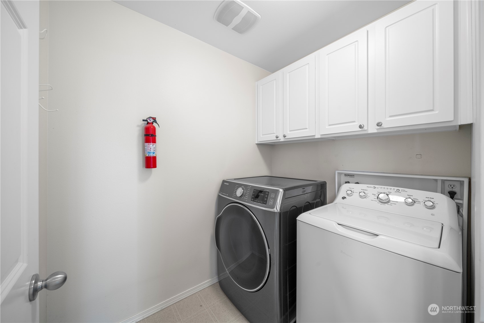 487 Hoquiam Place Northeast Renton, WA 98059 - Photo 21 of 30 Gallery Image 21