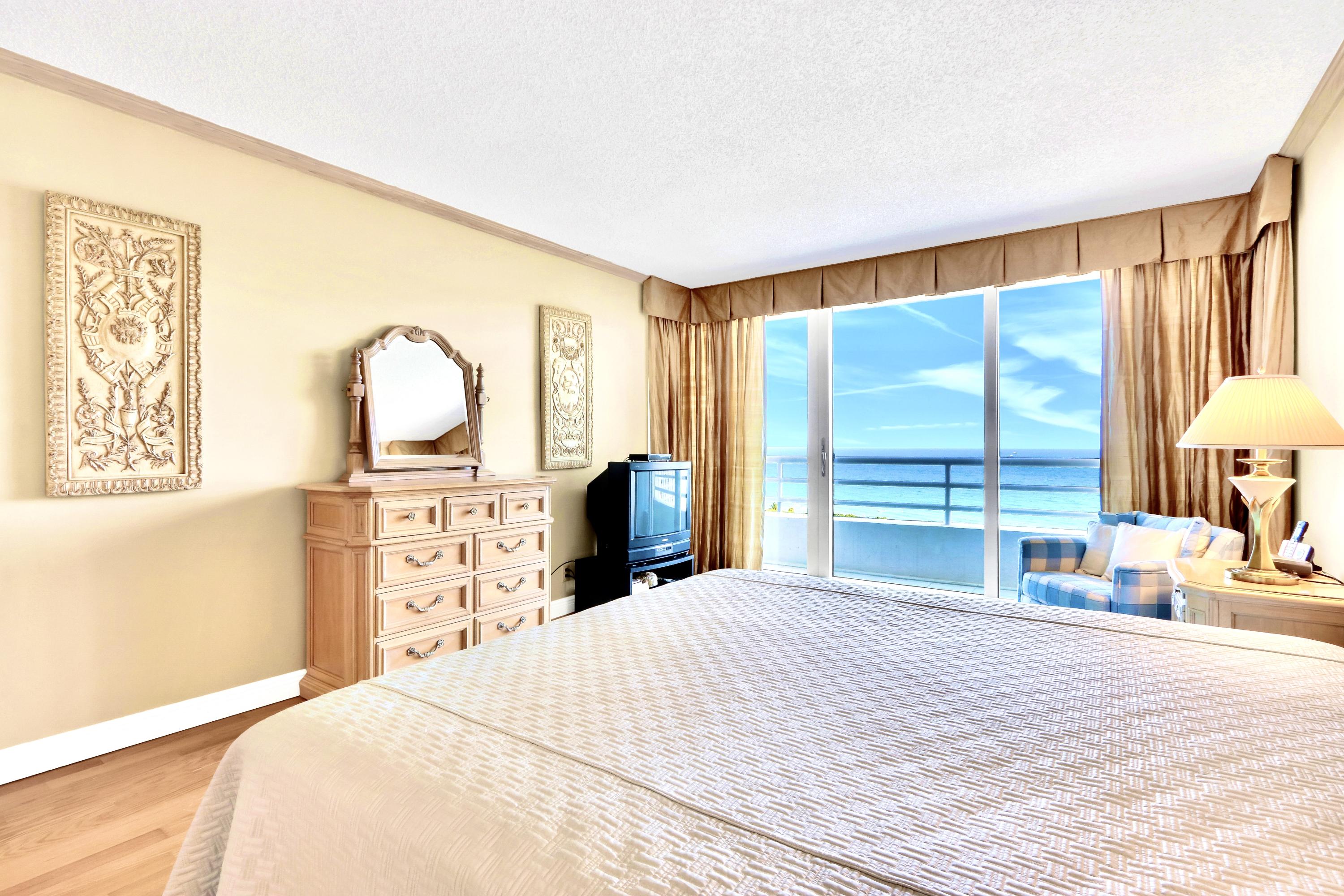4101 North Ocean Boulevard, Unit D1608 Boca Raton, FL 33431 - Photo 18 of 22 8D8EC67D-4741-419A-98D0-72FD9E963B2E