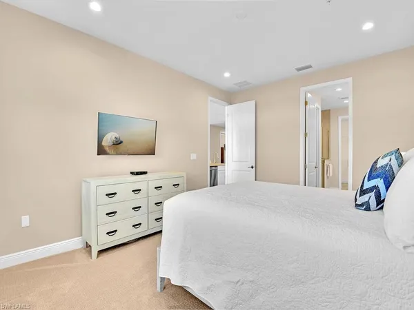 $6,000 | 2561 Seychelles Drive, Unit 308, Naples, FL 34112