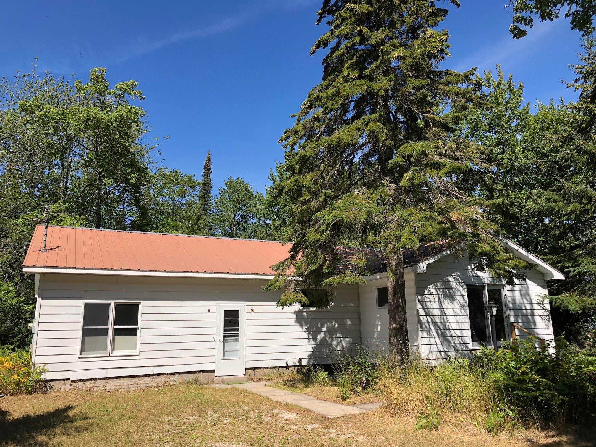 8780 North Whitefish Point Road Paradise, MI 49768 - Photo 1 of 28 Gallery Image 1